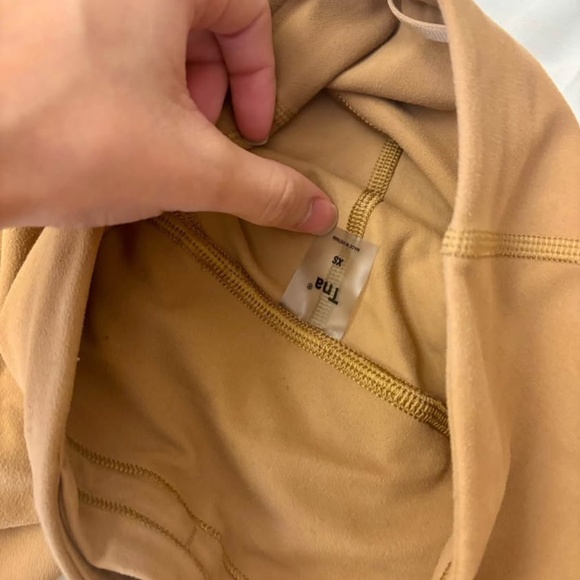 TNA butter leggings - Picture 2 of 3